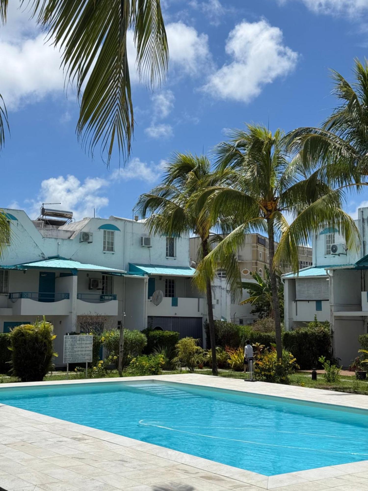 Bleu Des Zil Apartment Grand Baie Exterior foto